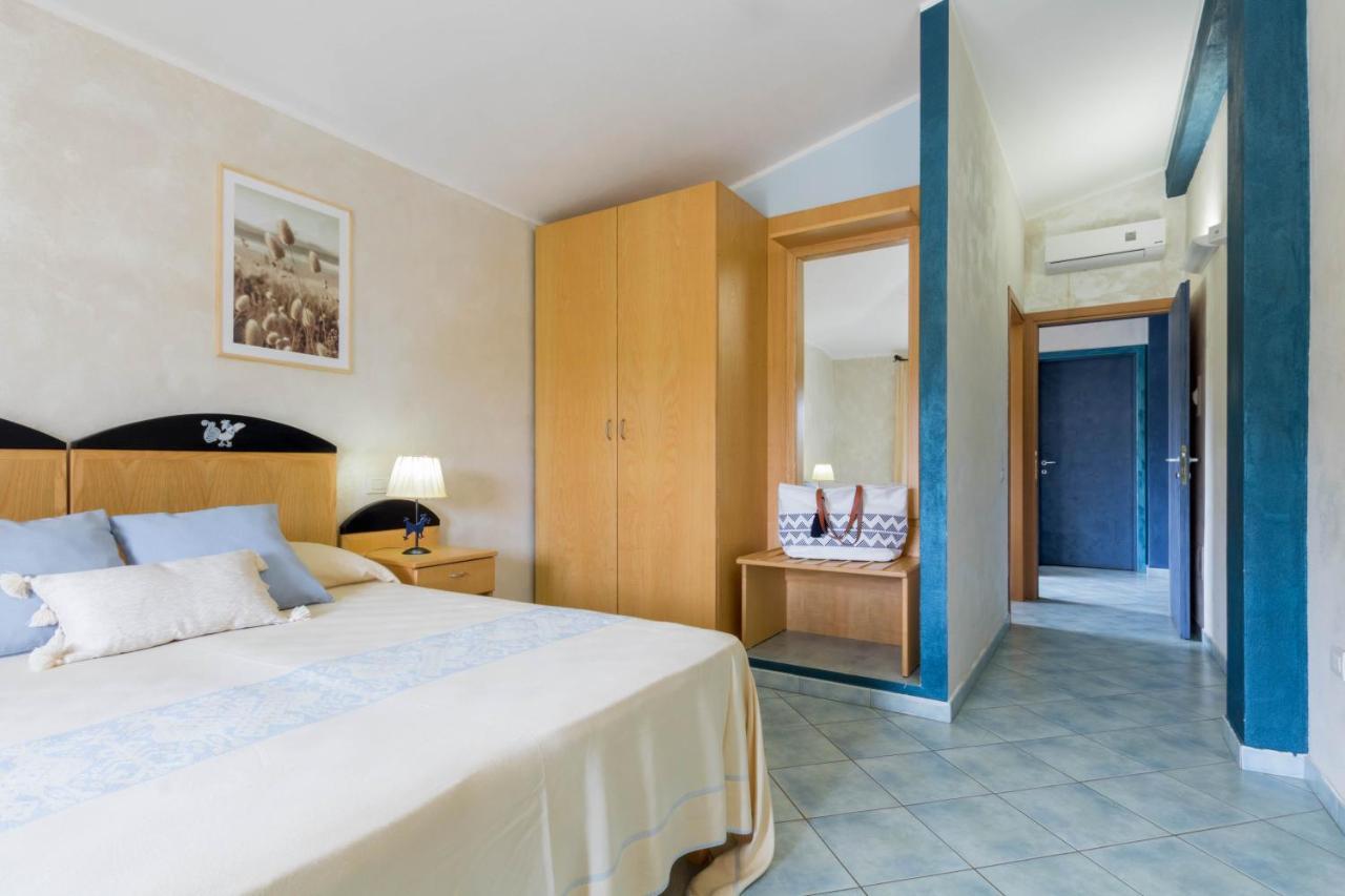 Hotel Villa Del Mare Solanas 索拉纳斯 外观 照片