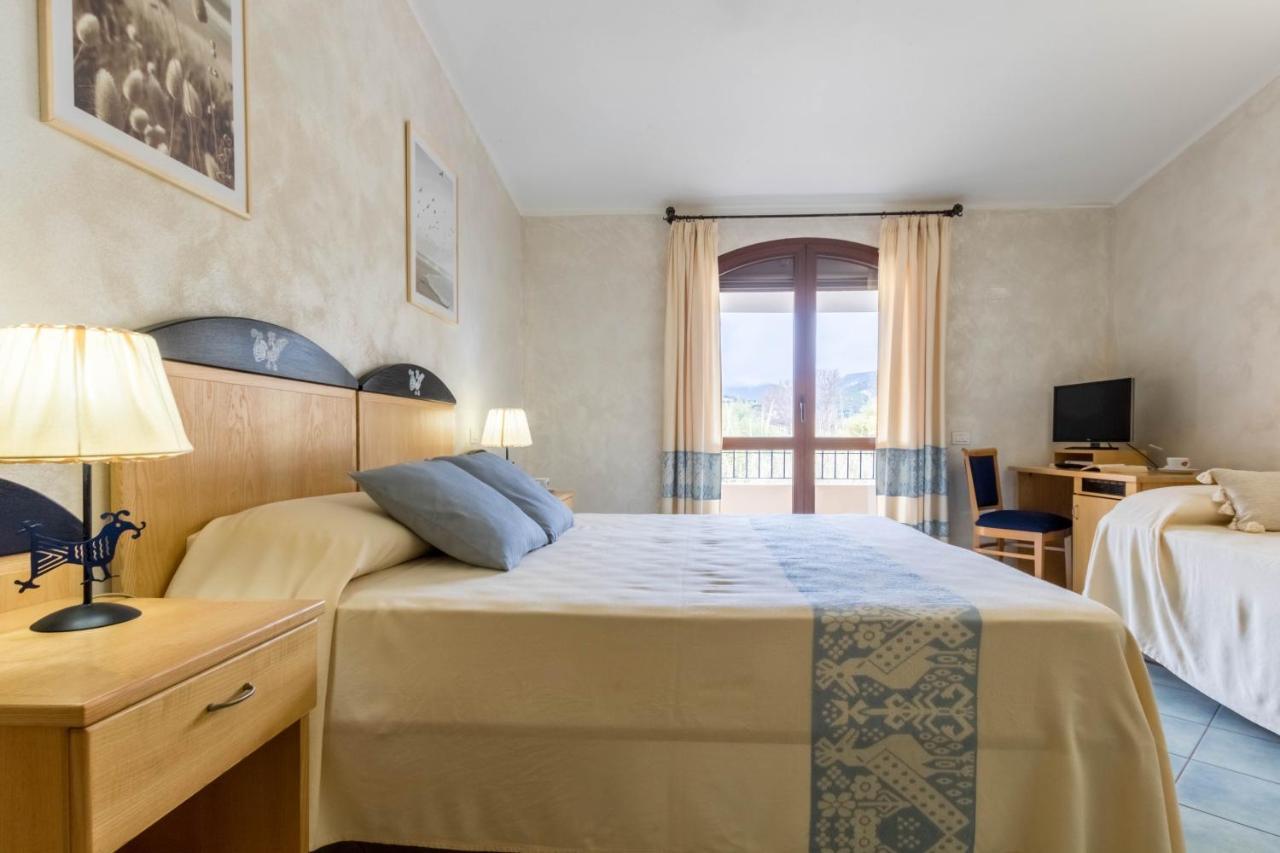 Hotel Villa Del Mare Solanas 索拉纳斯 外观 照片